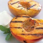 P&ecirc;ches grill&eacute;es &agrave; la perfection