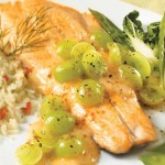 Fillet of trout with green grape sauce
