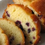 Cake with blueberries and lemon