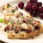 Pizza au poulet grill&eacute;e sur le barbecue