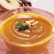 Soupe aux pommes et à la courge musquée 